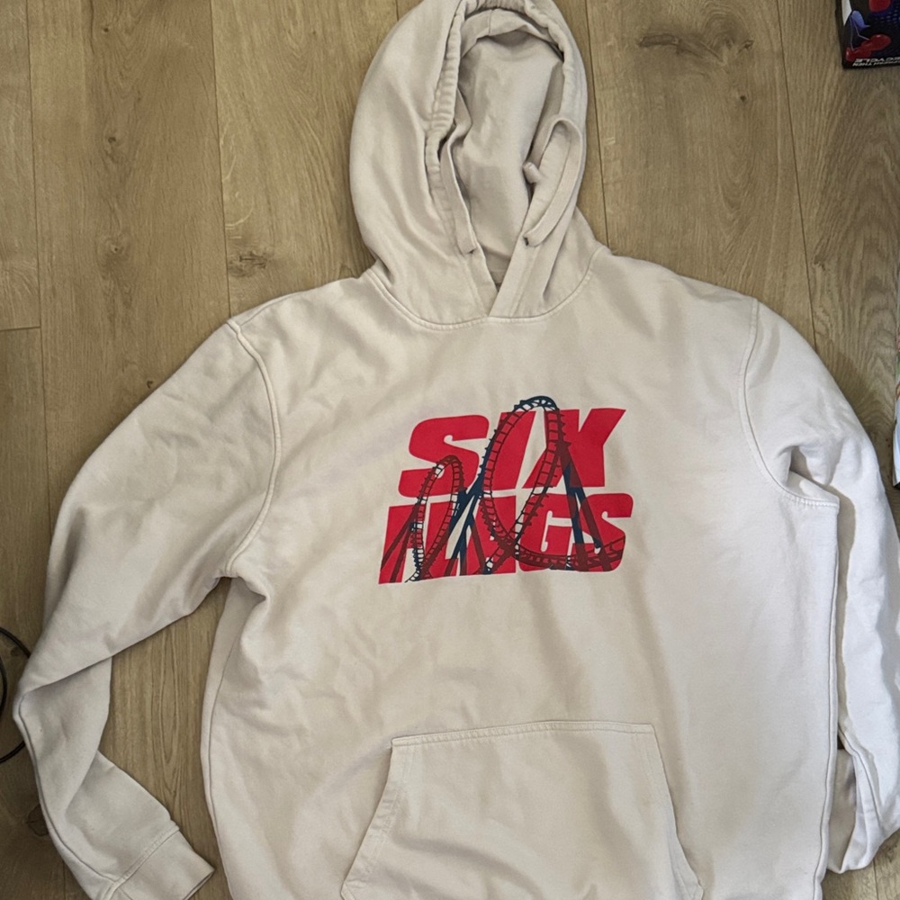 Beige XL Six Flags Hoodie
